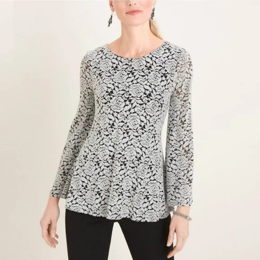 S Chico's Black & White Floral Bell Sleeve Top